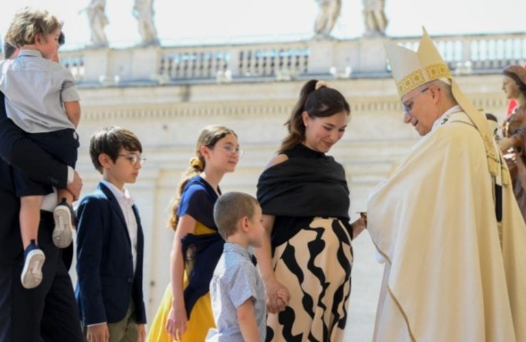 Papa-Leao-XIV-familias